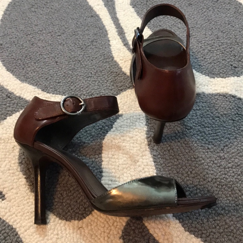 BCBGMaxAzria All Leather Sandals with Stacked Heel